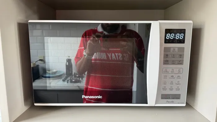 Micro-ondas Panasonic Piccolo 25L