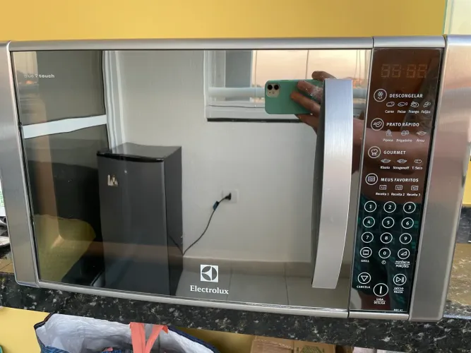 Microondas Electrolux 31 Litros E Grill Prata