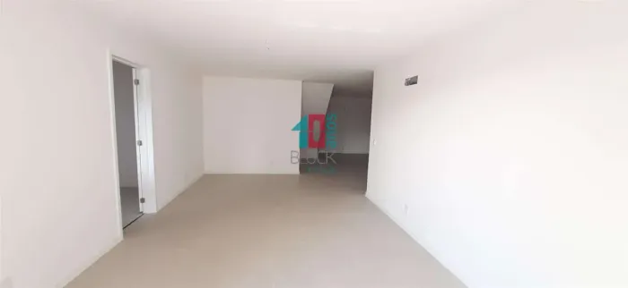 Recreio dos Bandeirantes | Cobertura 3 quartos, sendo 3 suites