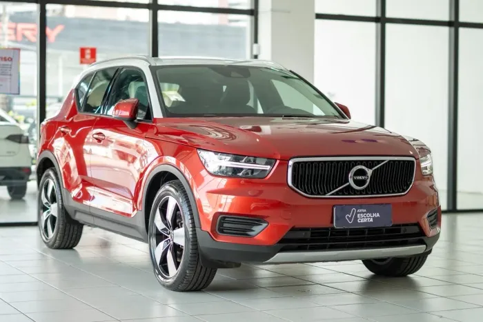 Volvo XC40 T-5 Momentum 2.0 252cv AWD 2019