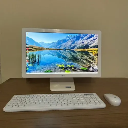 PC ALL IN ONE 4GB SSD 120GB