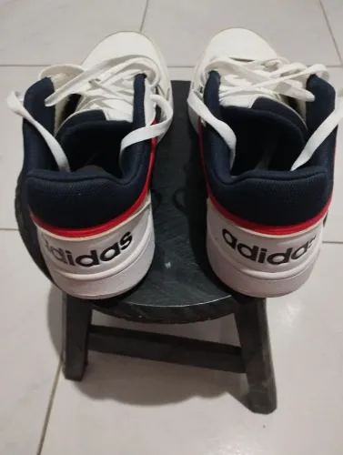 Tênis masculino Adidas 