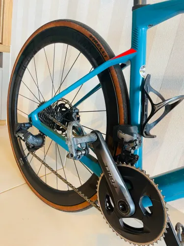 BMC Roadmachine SLR 01 Three