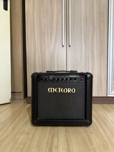 Amplificador para Guitarra Meteoro Nitrous Drive (110v/220v)