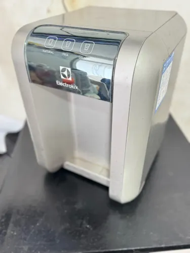 Bebedouros Electrolux