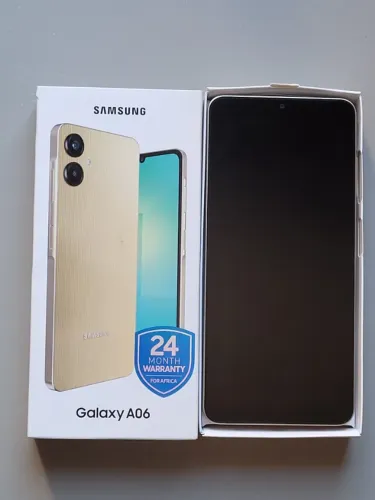 Galaxy A06 4gb Ram 64gb dourado - novo - versão europeia