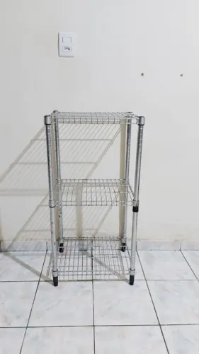 Estante Aramada Cromada 3 Prateleiras Reguláveis