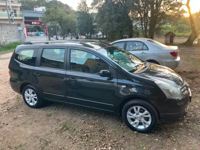 Nissan Livina Grand S 1.8 16V Flex Fuel Mec. 2014