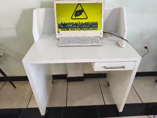 Mesa de Computador