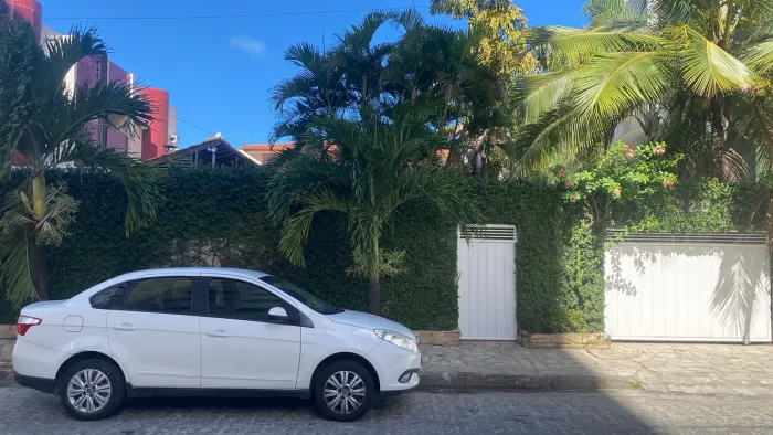 Belíssima casa no jardim Oceania