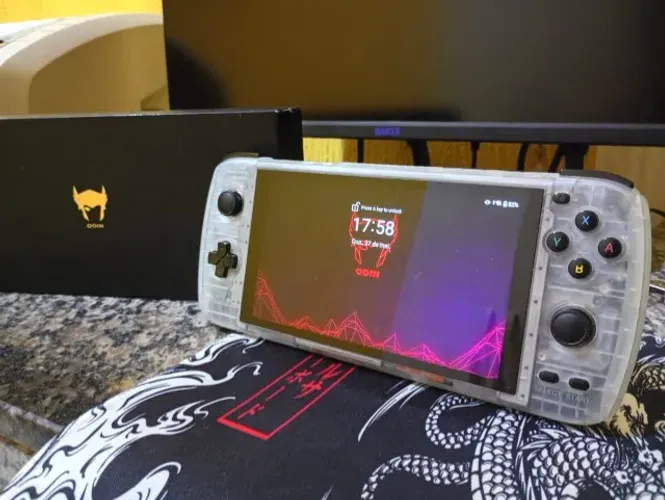Vídeo game Odin Lite 64GB + Micro SD 128GB