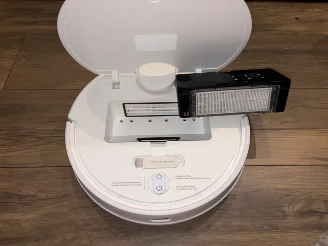 Robô aspirador Xiaomi S10 na caixa