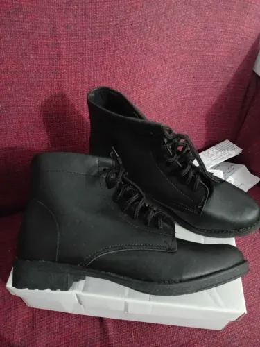 Botas