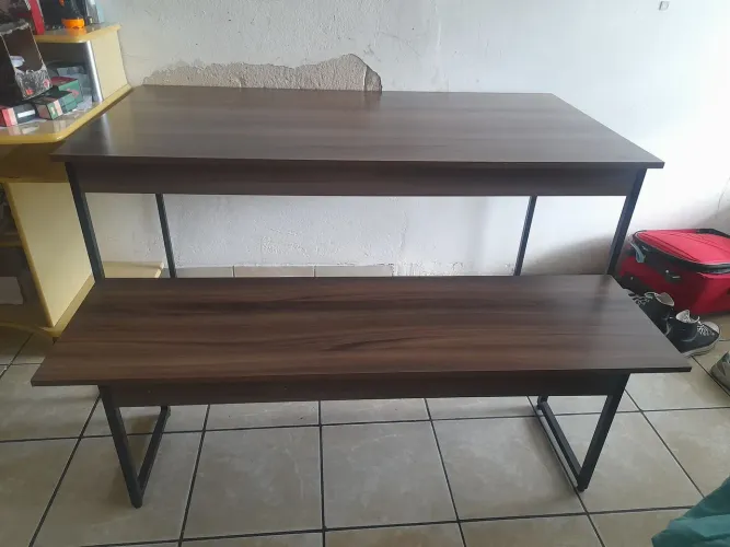 Mesa com Banco
