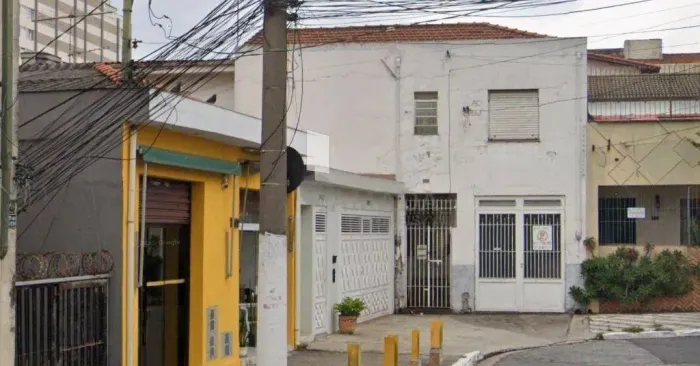Casa com 6 dormitórios e 3 banheiros à venda, 211 m² por R$ 950.000 - Cambuci - São Paulo/