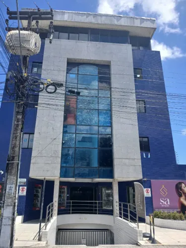 Sala para alugar vizinho ao shopping Tambia com 34 metros