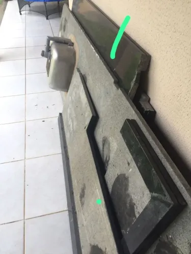 Vendo Bancada de Granito Preto Absoluto com Cuba de Inox Tramontina