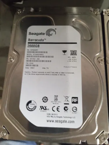 2 HD de 2.000 GB cada valor 1.500 os dois 