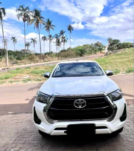 Toyota Hilux CD 4X4 2.8 Diesel Mec. 2020