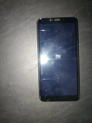 Xiaomi Redmi 6 [64GB] Preto  (usado)