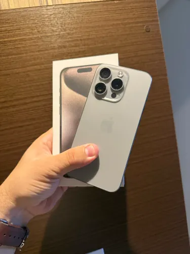 LINDO IPHONE 15 PRO - 128G 