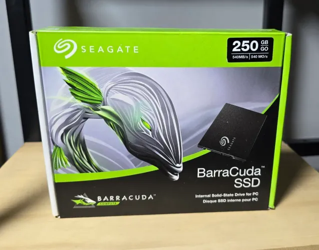 Seagate BarraCuda SSD SATA III de 250 GB (2,5"), novo e lacrado