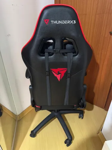 Cadeira Gamer thunderx3 preta e vermelha