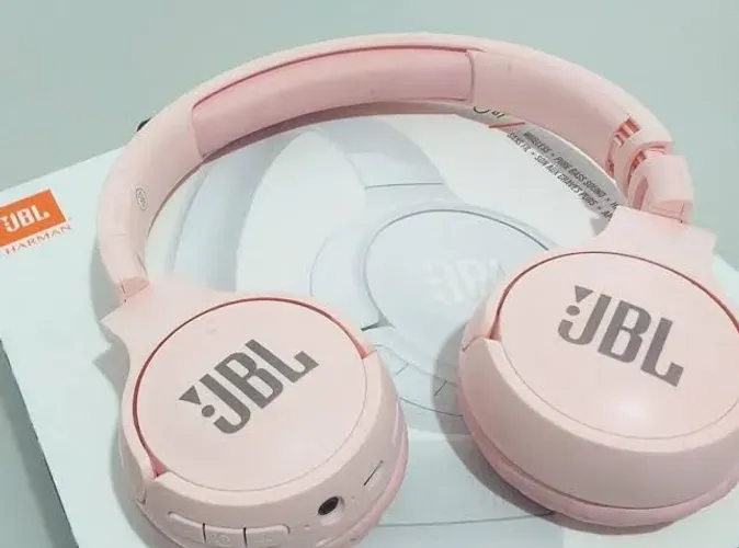 fone jbl rosa bebe