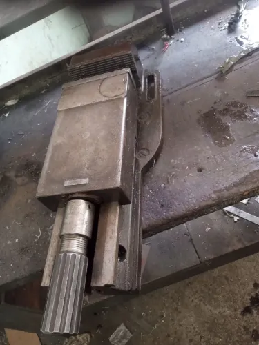 MORSA HIDRÁULICA PARA CENTRO DE USINAGEM