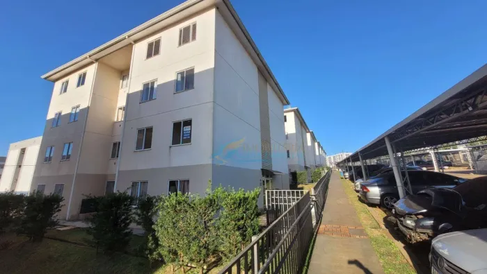 Apartamento com 2 dormitórios para alugar, 63 m² por R$ 1.953,00/mês - Floresta - Cascavel
