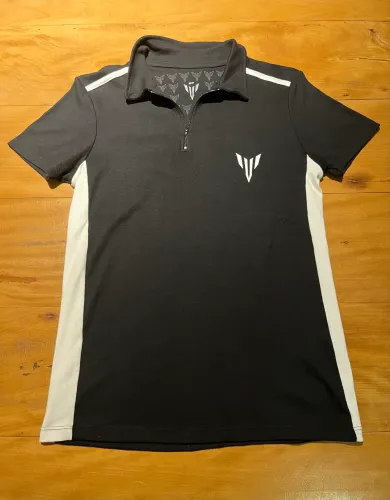 camiseta polo preta yamaha