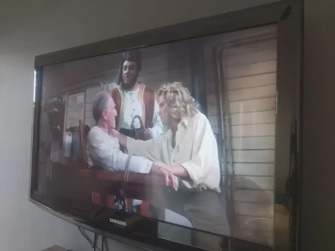 Televisão Samsung 40 Polegadas. LEIA o Anúncio!