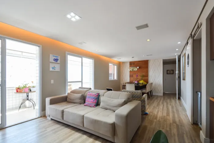 Apartamento para venda em Vila Dom Pedro I com 3 quartos, sendo 3 suítes, 136m²