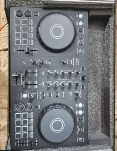 Controladora DDJ FLX 4
