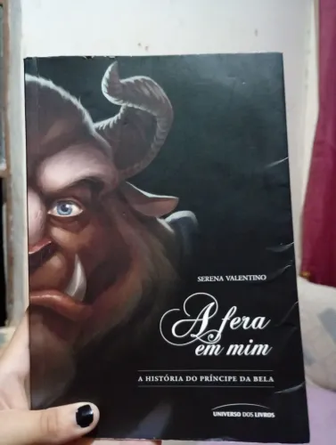 não importa versão da história você conhece. Esse livro irá de surpreender