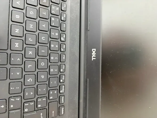 Notebook Dell Core I3 7th Gen