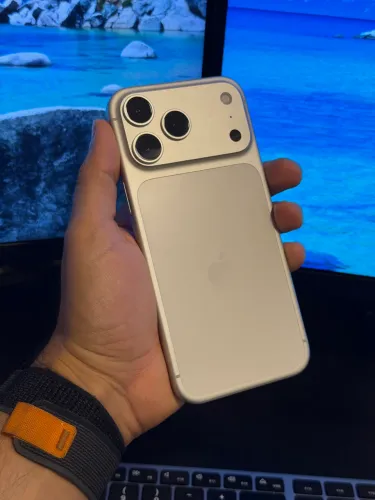 iPhone 17 Pro Max 256GB Seminovo - Impecável