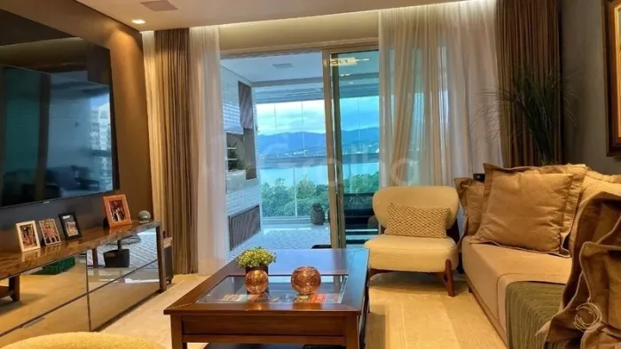 Lindo apartamento com 3 suítes e 2 vagas de garagem