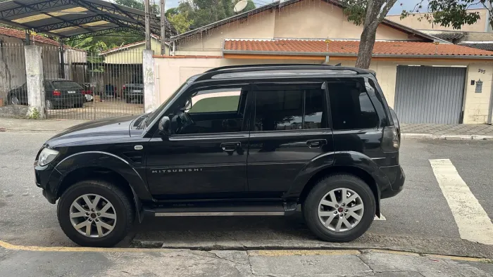 Mitsubishi Pajero TR4 2.0/ 2.0 Flex 16V 4X4 Aut. 2011
