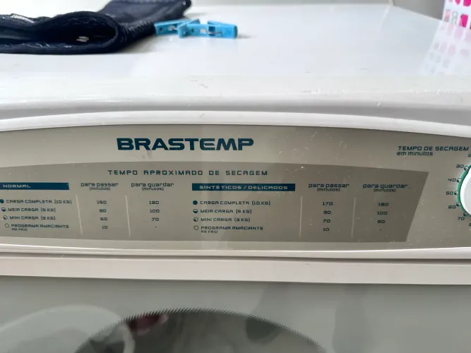 Maquina de secar roupas 220 volts usada