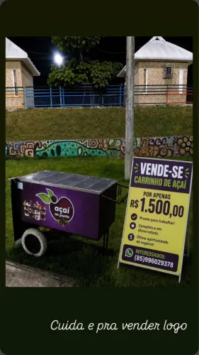 Carrinho de açaí
