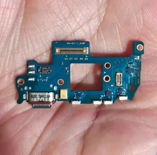 Placa Conector de Carga Galaxy S23 FE Original Samsung Retirada Semi Nova
