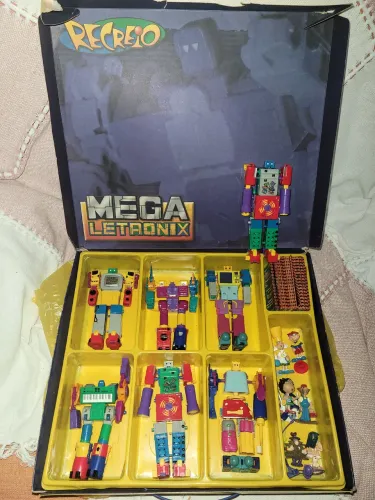 Coleção Mega Letronix - Revista Recreio da Abril