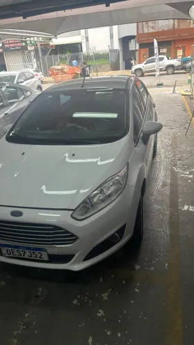 Ford Fiesta 1.6 16V Flex Aut. 5P 2014