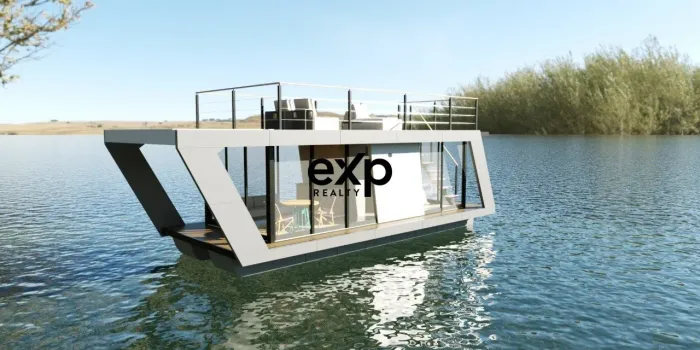 HOUSE BOAT