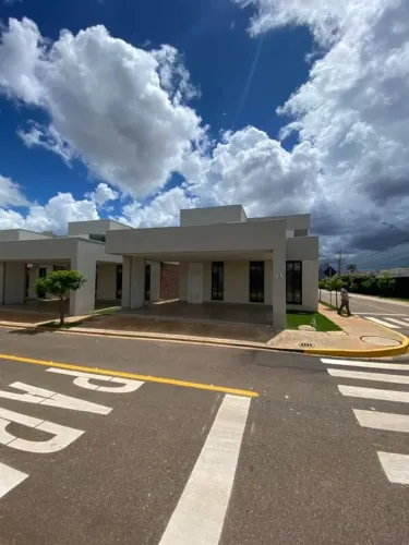 Casa à venda no Condomínio Supreme Granville, Rondonópolis (170 m² internos | 220 m² de te