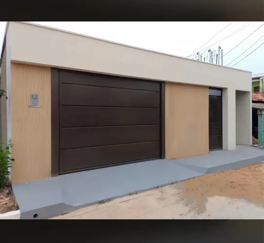 Casa com dois kit net privatizado