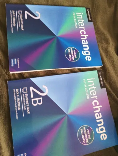 2 Livros de inglês R$50 cada