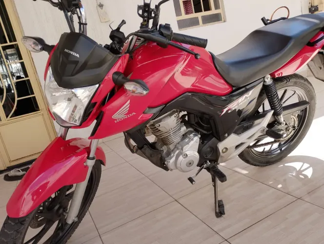 Vende-se Honda Fan 160 flex Ano 2022..$ 15.000,00