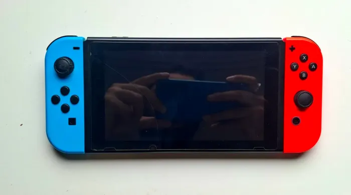 Nintendo Switch V1 Completo + Controle Extra + Minecraft + Case Pokémon